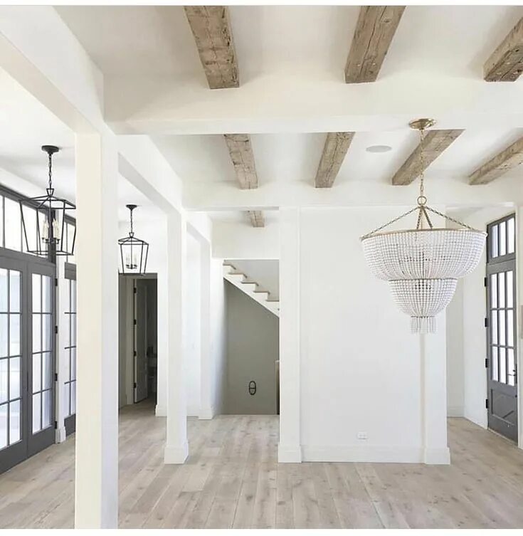Gorgeous 1920s English Cotswold home gets exquisite update in Chicago White dini