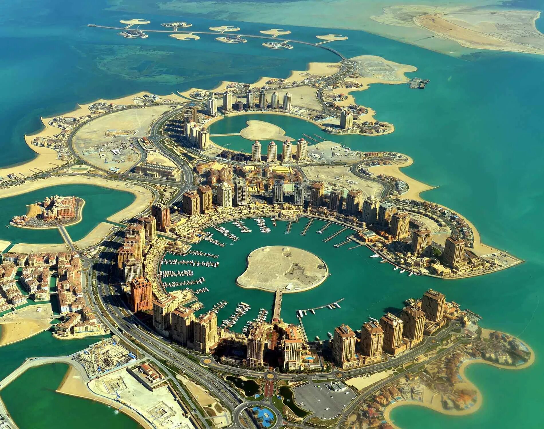 Доха Катар. Жемчужина Катара в Дохе. The Pearl-Qatar Катар. Перл - Жемчужина, искусственный остров. Катар.