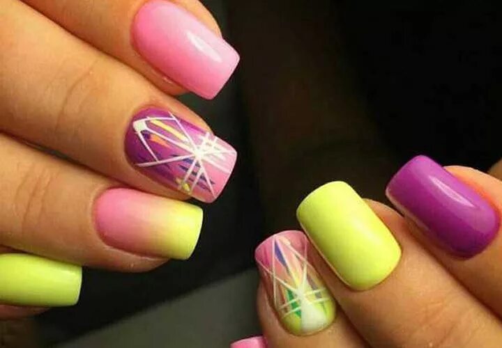 Красивый яркий квадратный маникюр #nails