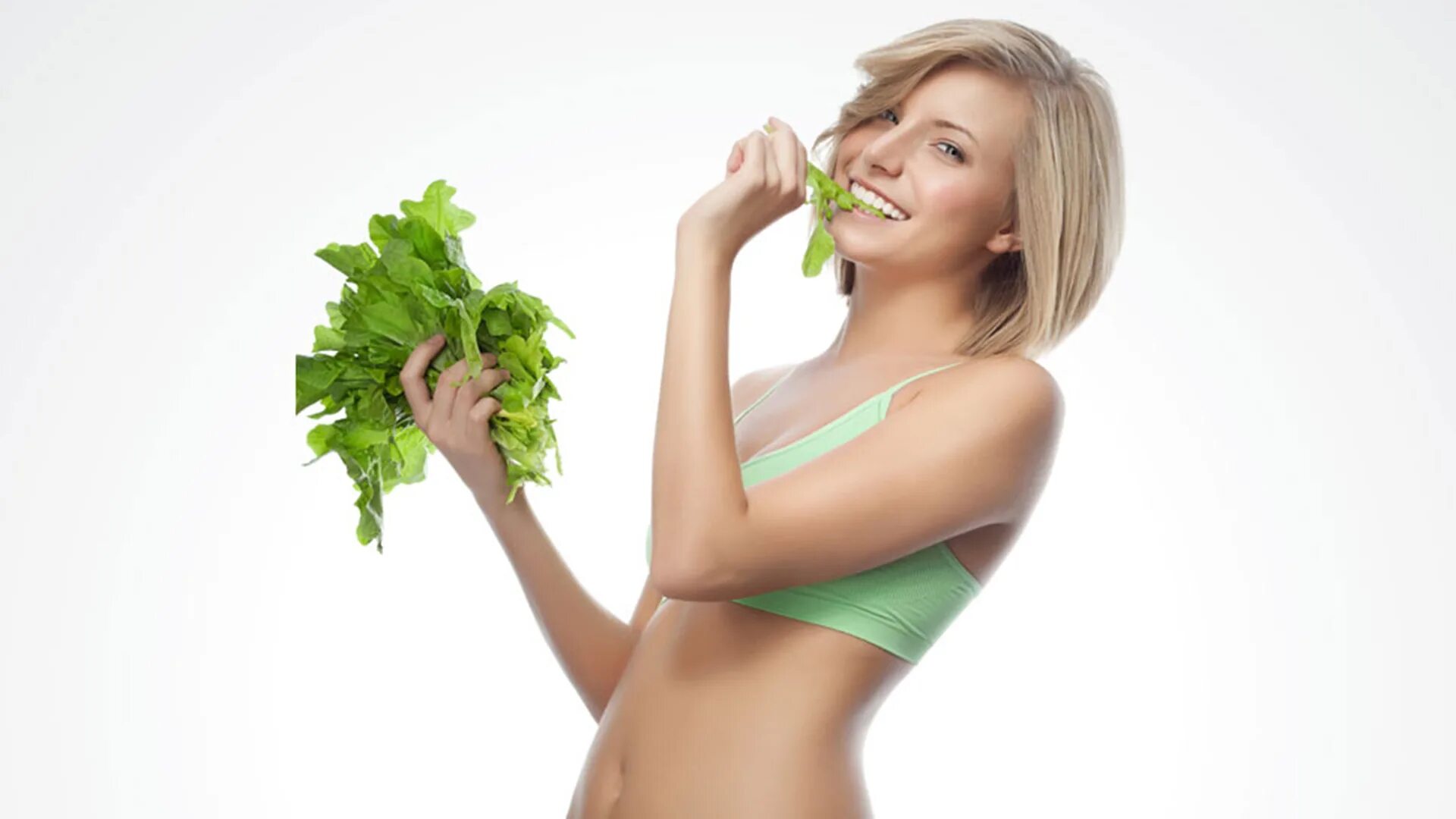 очистка организма от шлаков и токсинов. очищение от шлаков и токсинов. очищение организма. детокс очищение организма от шлаков и токсинов. девушка в зеленом платье аэропорт реклама лекарства для пищеварения.