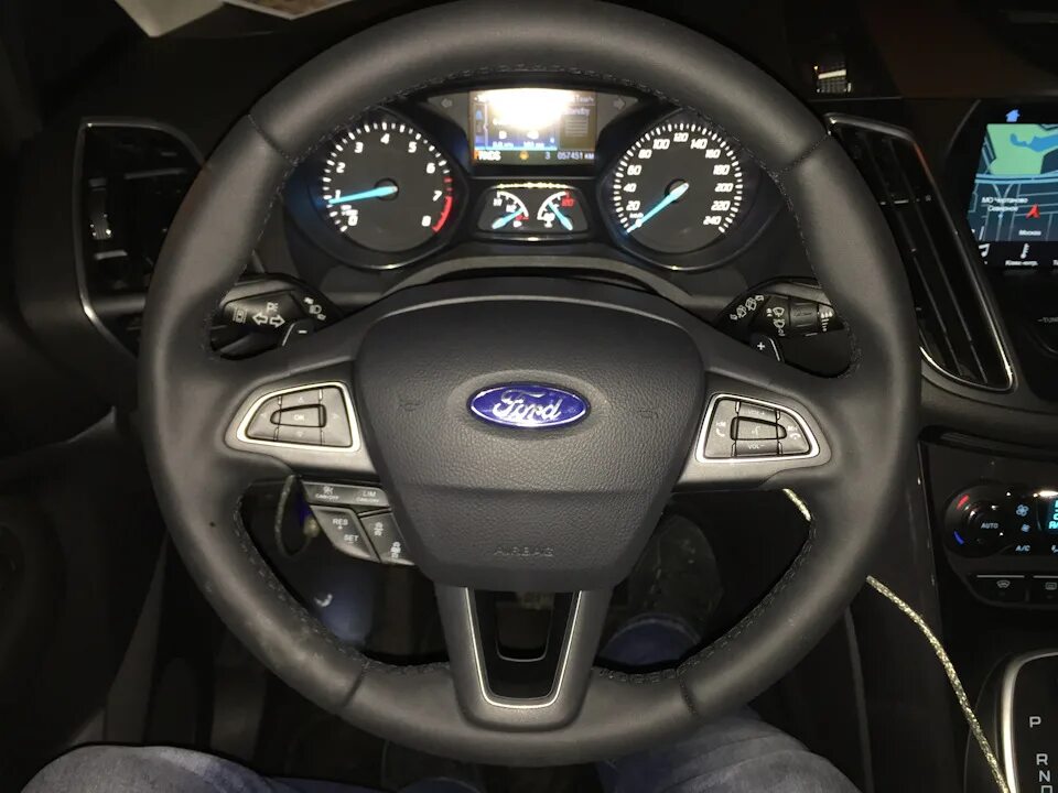 Круиз-контроль Ford Kuga 2. Форд Куга 2 адаптивный круиз. Адаптивный круиз контроль Форд Куга 2.