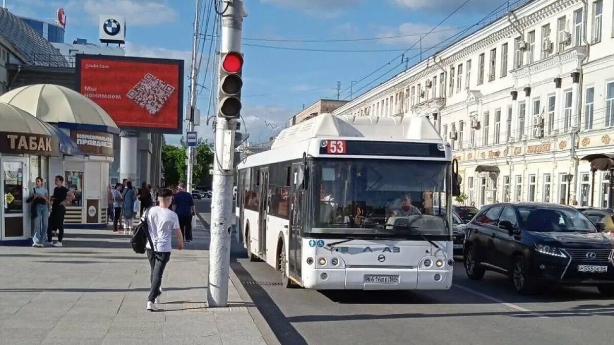 Ратов автобус. Автобус. Автобусы Саратова. 53 Автобус Саратов. Маршрут 53 автобуса Саратов.