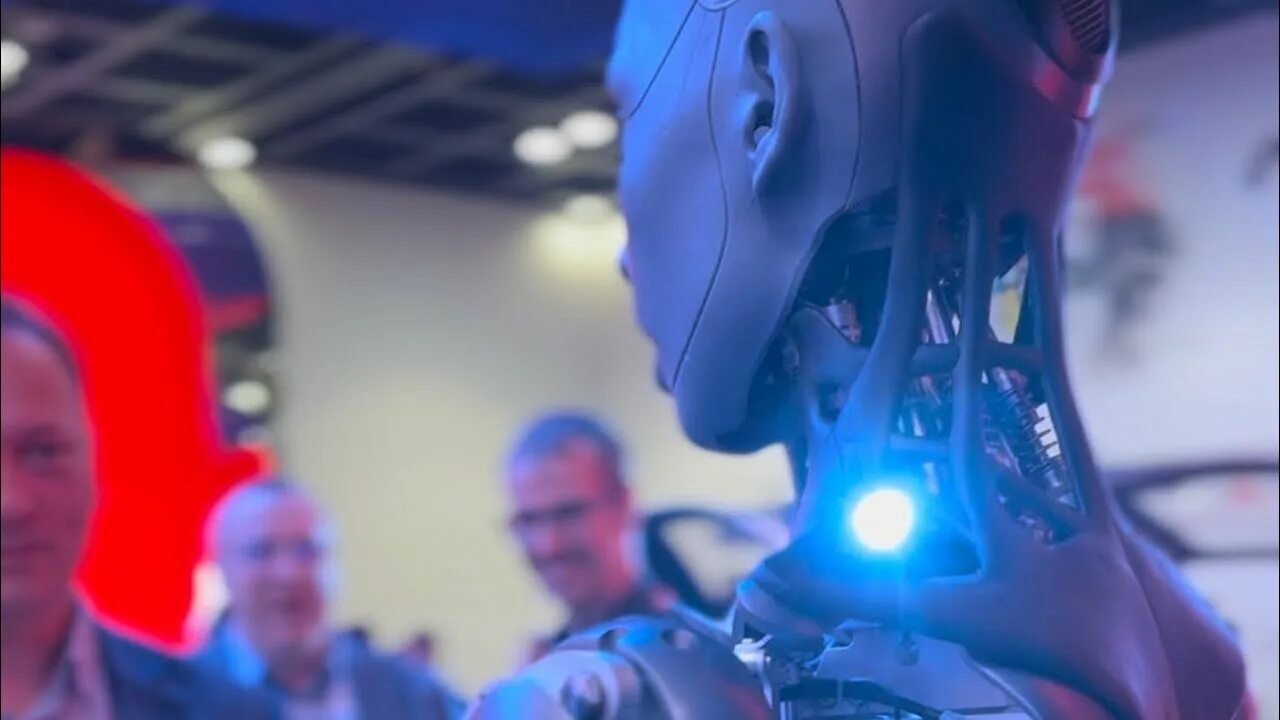 Роботы 2025