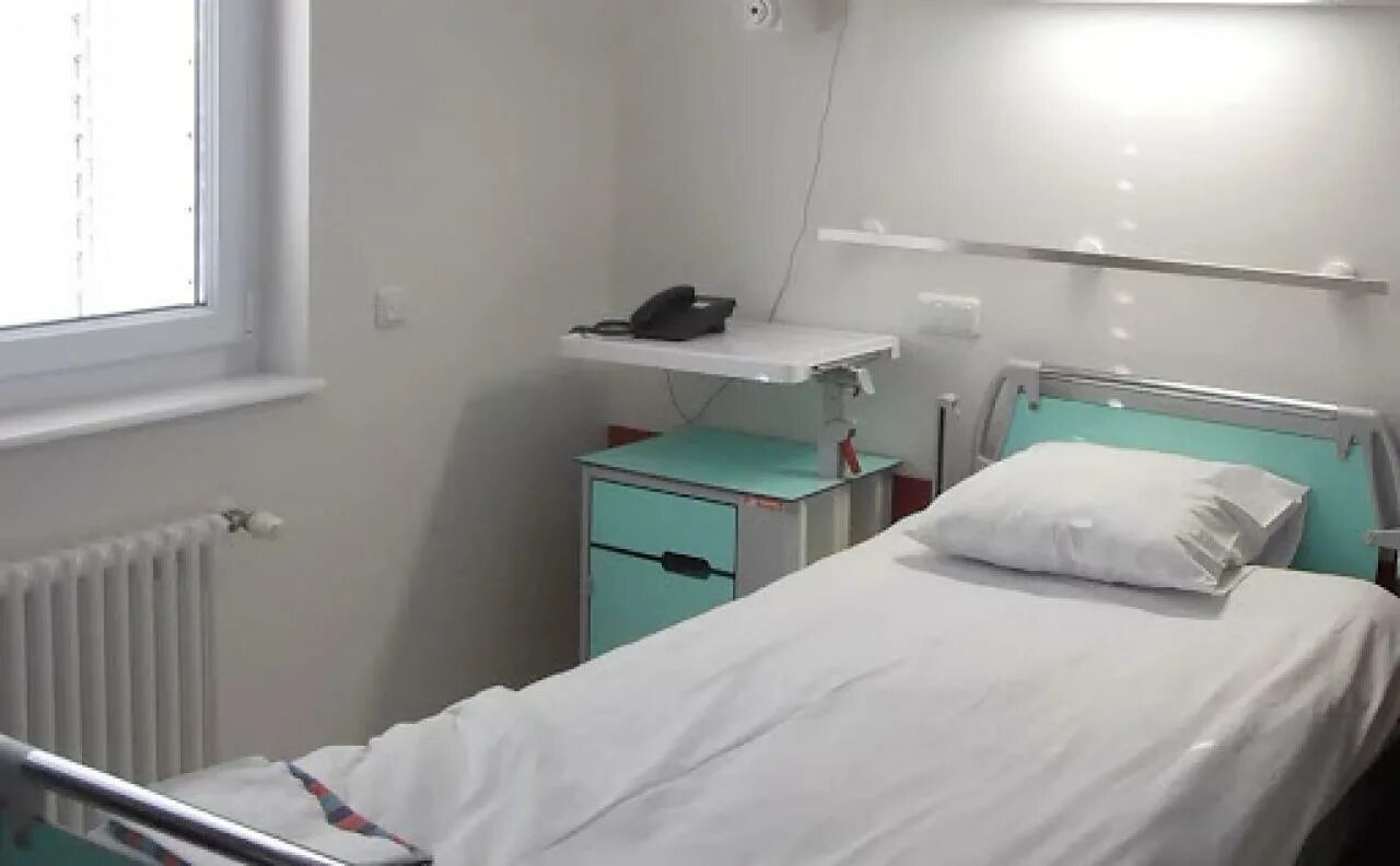 Наркологическая клиника боткинский. Палаты в больнице семашко. Платные палаты ярославская областная клиническая больница. Детская областная больница нижний новгород палаты. Детская областная больница нижний новгород ванеева.