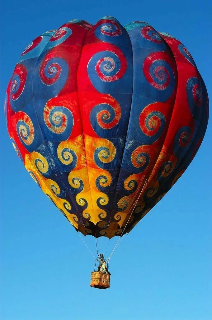 Интересный воздушный шар. Альбукерка аэростаты. Воздушный шар. Vozdushnyye shar. Шар аэростат.