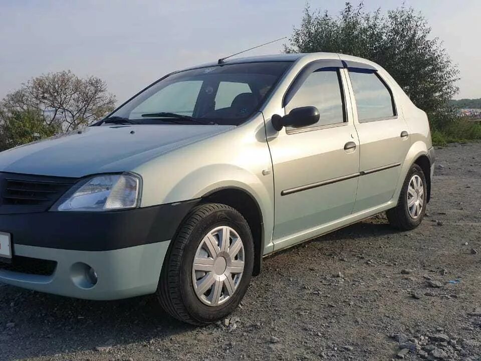 Renault logan 2006 год