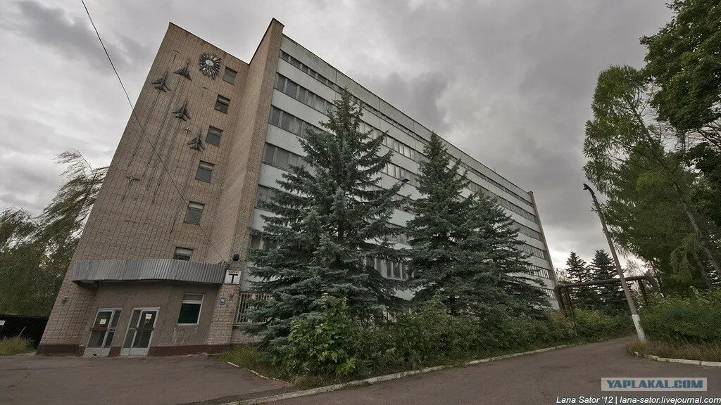 Корпус танка т 14. Заброшка в монино корпус т. Корпус т монино. Заброшка в монино корпус т. Заброшка в монино.