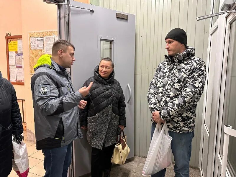 управляющая компания кор. дворник ук комфорт сервис. вывеска табличка управляющая компания. кор управляющая компания. ооо корпус новосибирск.