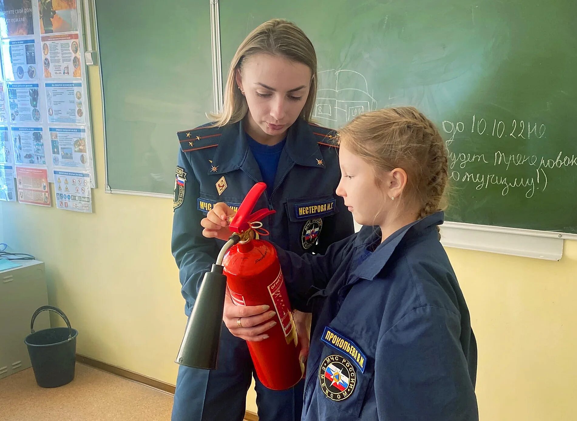 Пожарное спасательное дело. Кадетский класс МЧС. Пожарно спасательное дело. МЧС. МЧС В деле.