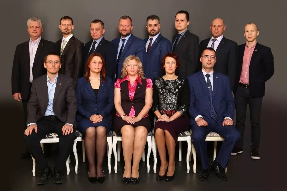 коллектив юристов. юридическая консультация коллегии адвокатов. первая коллегия адвокатов москва. юридическая компания спб. юридические услуги.