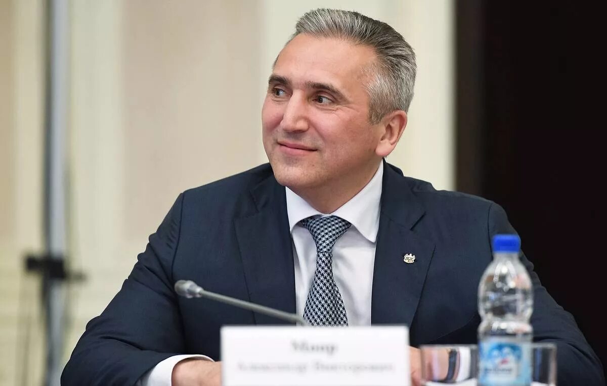 Моор губернатор. Моор губернатор. Мэр тюмени моор. Александр викторович моор. Моор губернатор тюменской области.