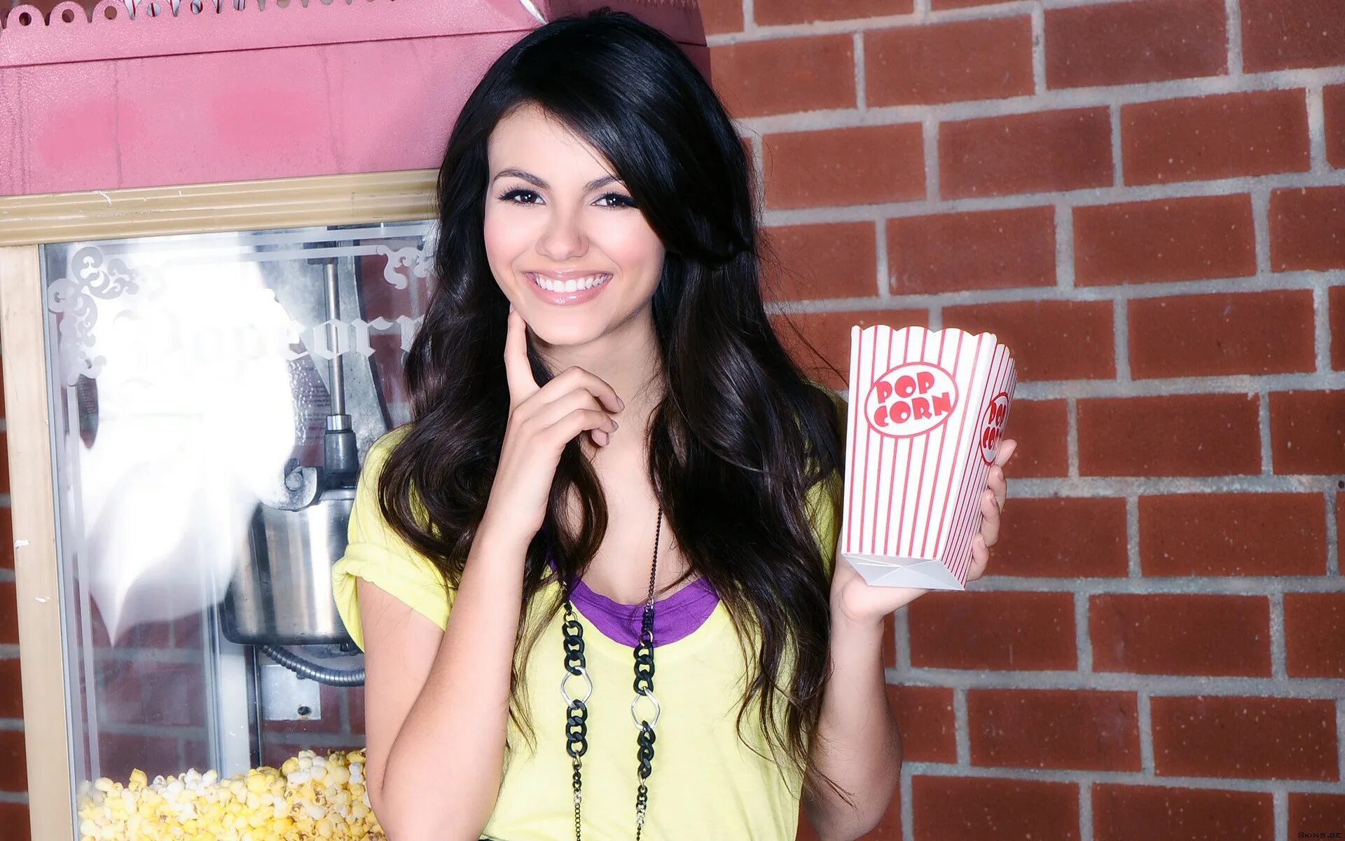 Отзывы justice. Victoria Justice 2011.