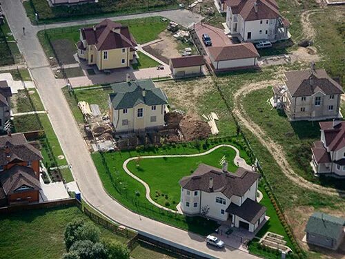 Приозерье вологда. Приозерье коттеджный поселок. Приозерье коттеджный поселок. Кп приозерье истринский район. Новая рига подмосковье коттеджи.