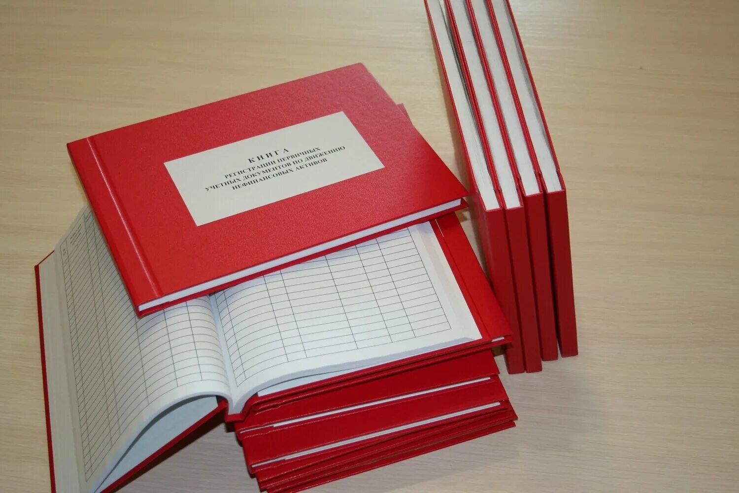 книга учета в твердой обложке. изготовить журнал в твердом переплете. тип крепления сшивка или книжный переплет. мягкий переплет (кбс). брошюровка металлической скобой а4.