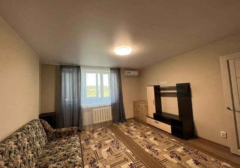 Снять жилье в симферополе. Сдам комнату. Квартира от хозяина снять симферополь. Проспект кирова 12а симферополь. Снять квартиру симферополь длительно собственник.