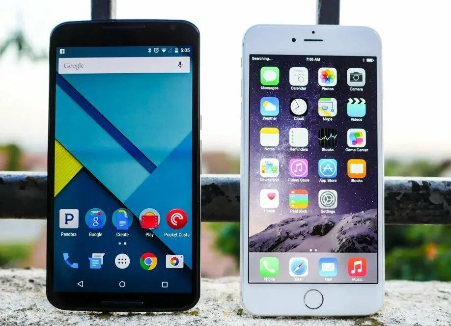 Что лучше смартфон или андроид. Iphone на андроиде. айфон и андроид фото. ios и android фото. айос и андроид телефон.