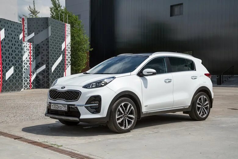 Обновленный кроссовер Kia Sportage: фотографии базовых версий - Авторевю