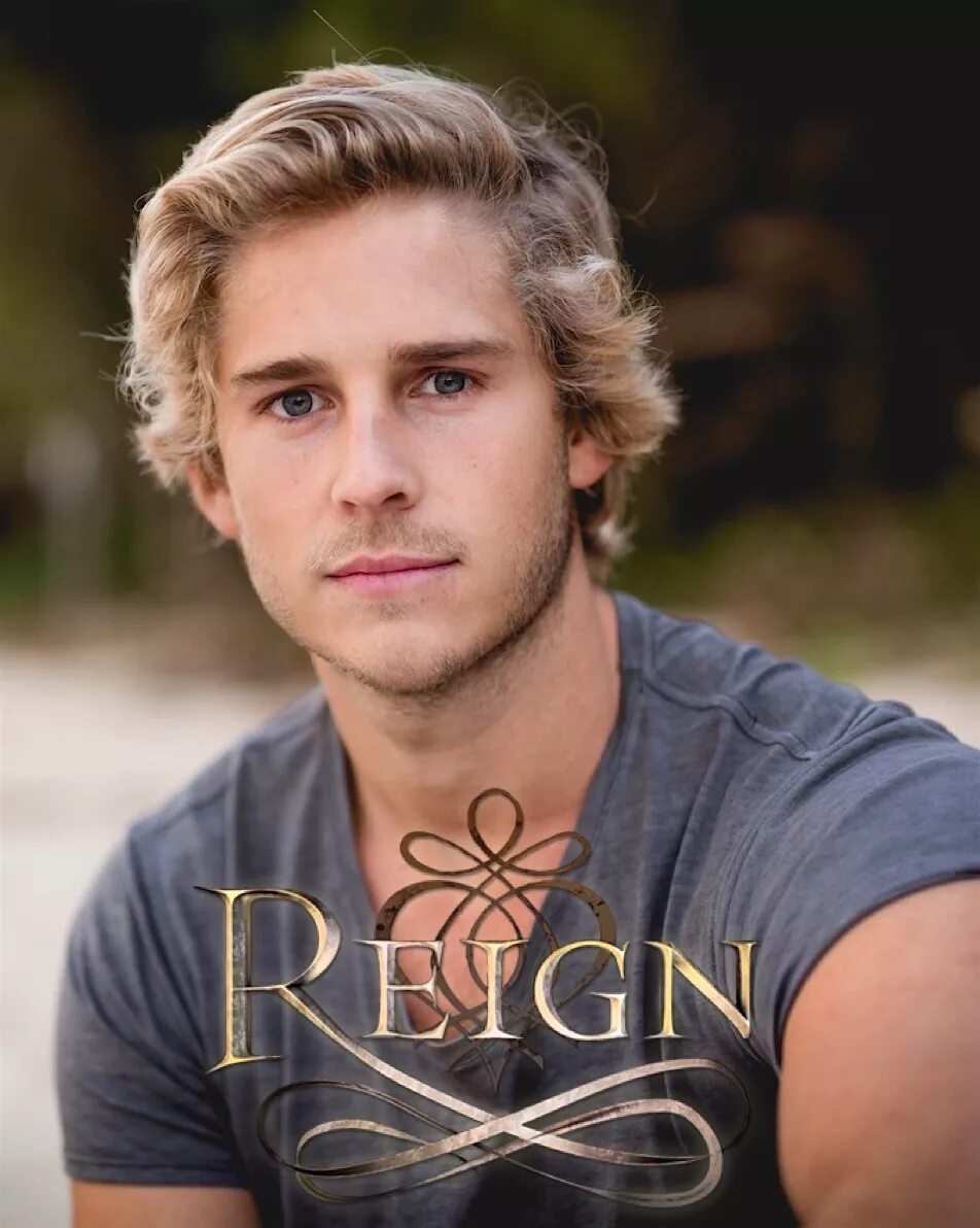 Луи спенсер 2021. Finding prince charming русская озвучка. Красивый мужчина принц. Meet prince. Принц карл филипп в молодости.