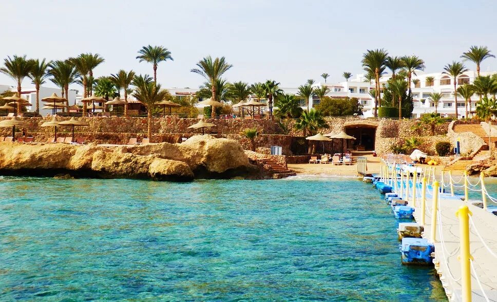 Renaissance sharm el sheikh golden view resorts. Ренессанс Шарм-Эль-Шейх Голден. Ренессанс Голден Вью Бич Резорт Шарм-Эль-Шейх. Отель Renaissance Golden view Beach 5 Шарм-Эль-Шейх. Renaissance отель Шарм ель Шейх.