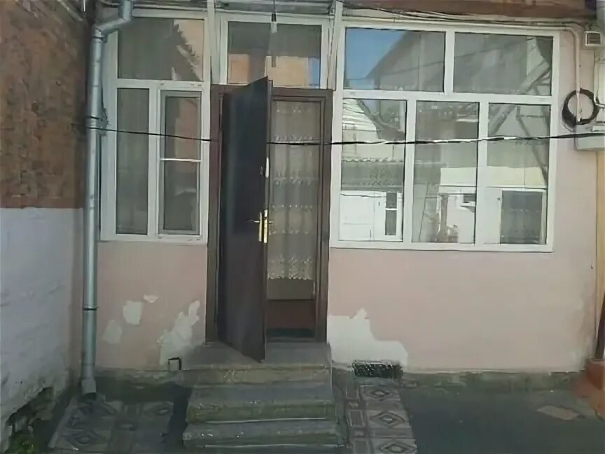 Комнаты в общем дворе владикавказ. Кубалова владикавказ. улица кубалова во владикавказе. общий двор владикавказ.
