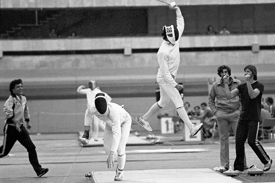 Олимпийские игры 60. Олимпийские игры 1980 соревнования. советские спортсмены на олимпийских играх. фехтование на летних олимпийских играх 1980.