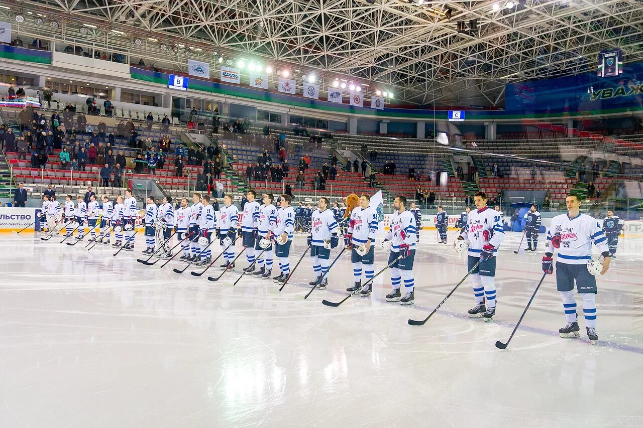 Югра ханты-мансийск вхл. Арена хк югра. Ханты-мансийск хоккейный клуб. Хмао хоккейная команда. Хоккейная команда югра ханты-мансийск.