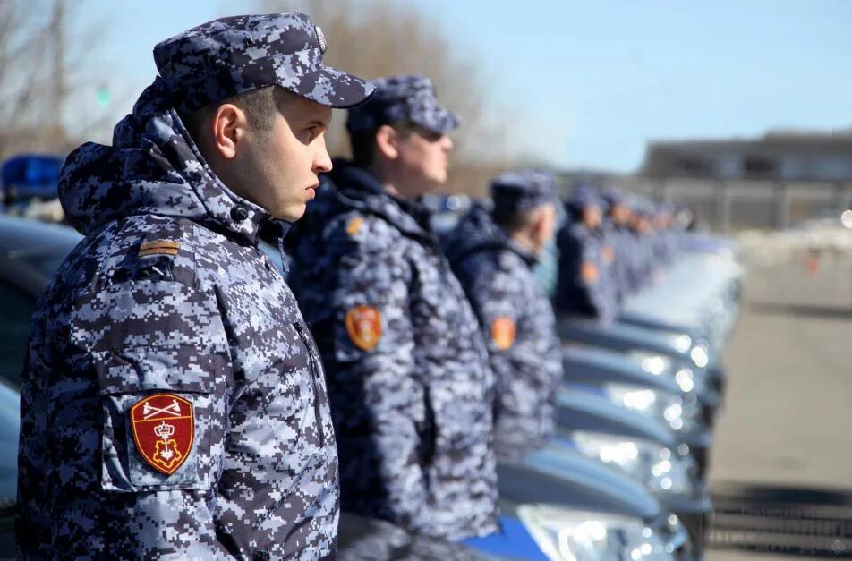Росгвардия что это такое. Росгвардия. вневедомственная охрана зимняя форма. нацгвардия зимняя форма. росс гвардия.