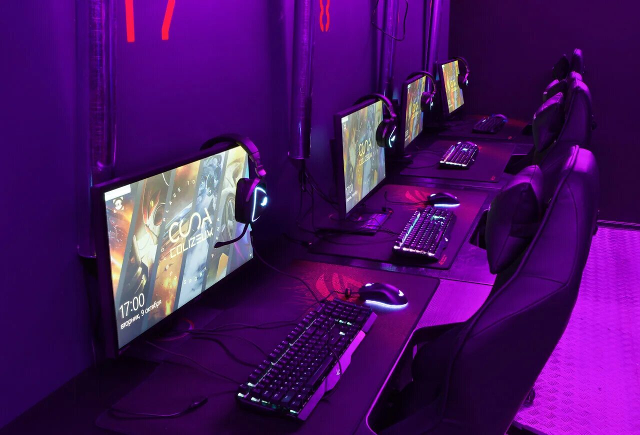 Coliseum arena компьютерный клуб. 5 элемент бутово компьютерный клуб. кибер арена coliseum. киберспортивный клуб. колизеум принц плаза.