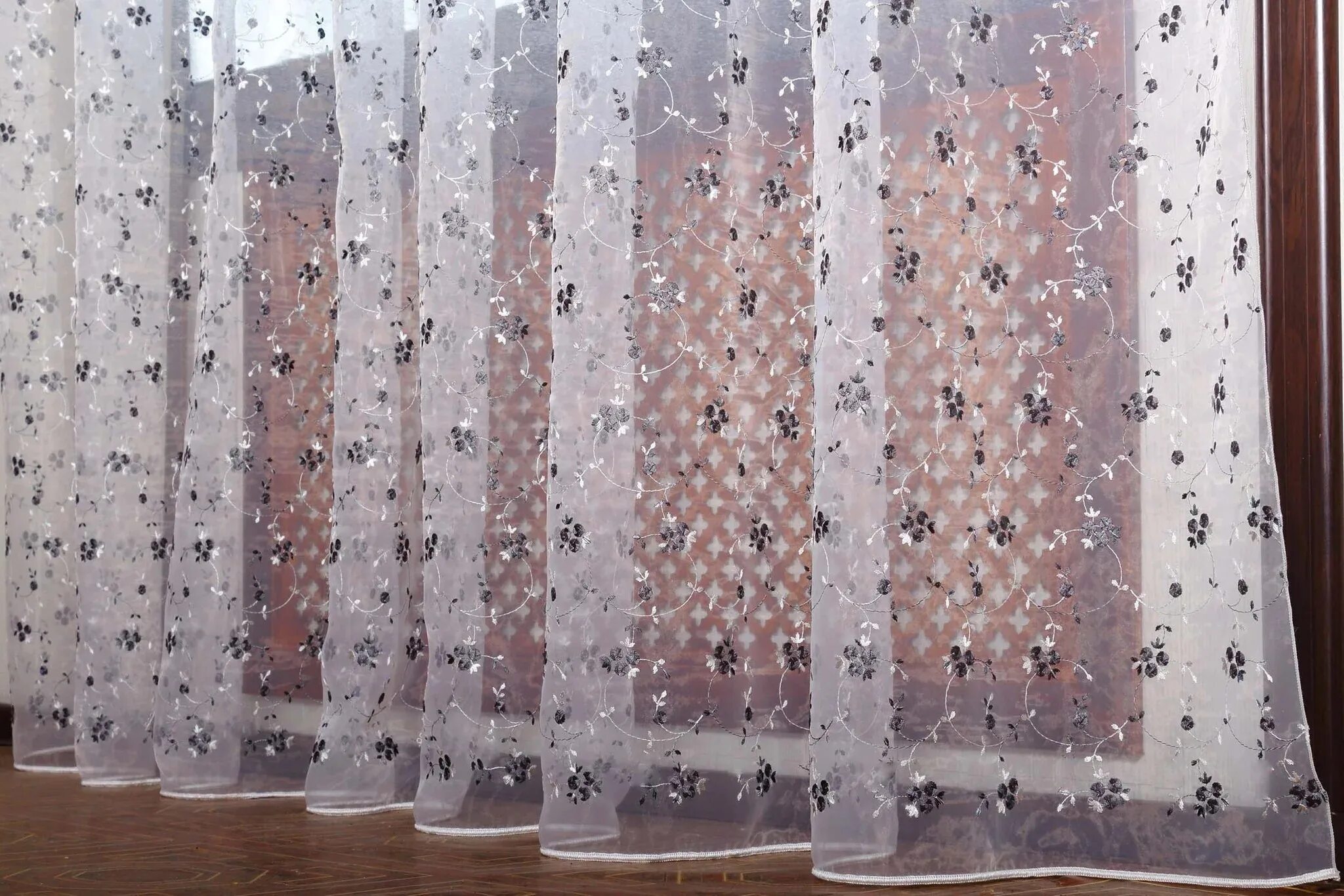 Тюли и шторы для зала. Тюль бывает. Тюль на окне. Тюлевые занавески для зала. Люксовая турецкая тюль.