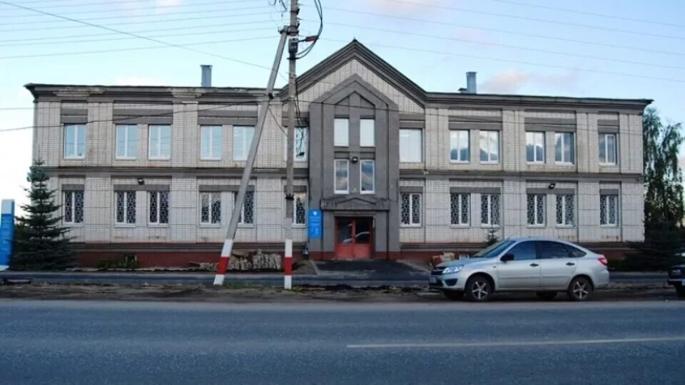 Начальник вокзала города. Станция урень нижегородская область. Урень нижегородская область. Урень улица ленина 95. Урень вокзал.