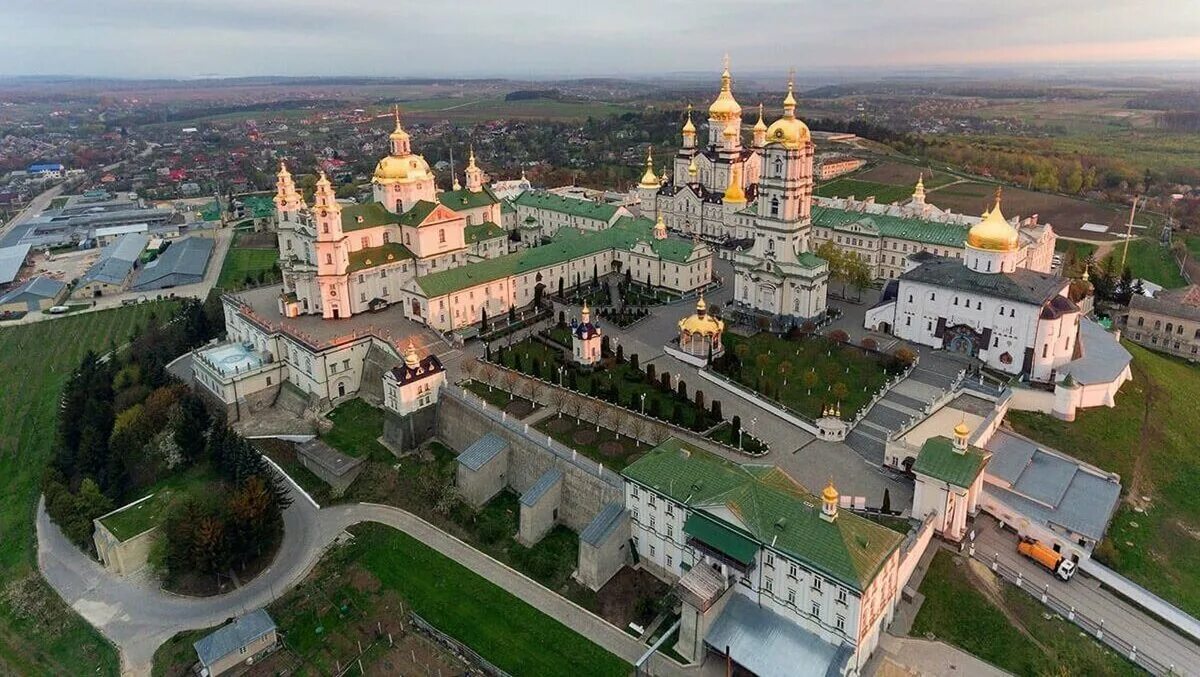 Святая почаевская лавра. Свято-Успенская Почаевская Лавра. Свято-Успенская Почаевская Лавра, Украина, Почаев. Свято-Успенской Почаевской Лавры. Почаевская Лавра Тернопольская область.