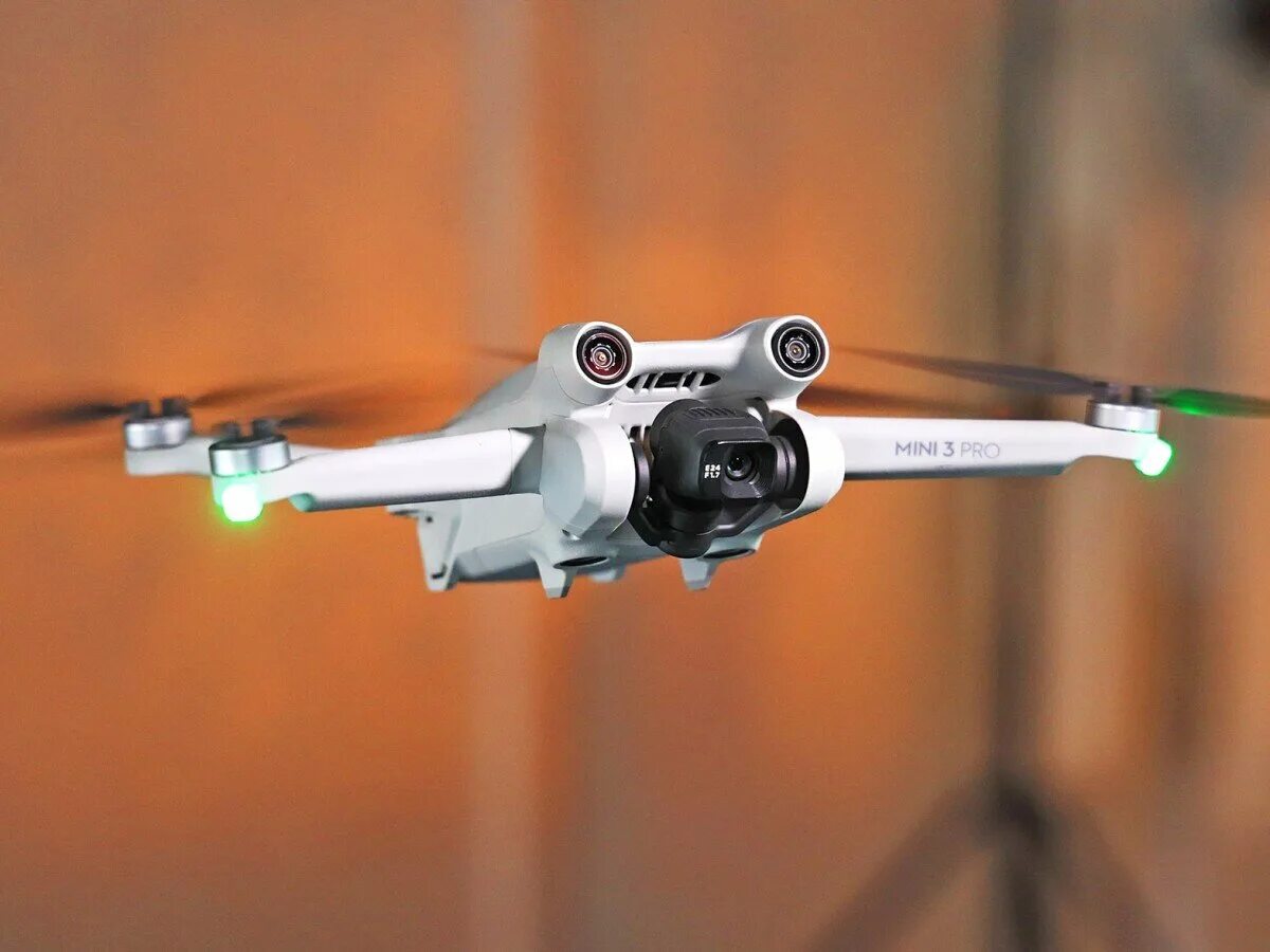 Дрон dji mini 3 pro. Dji mini 3 4 pro. Dji mavic mini 3 pro. Dji mini 3 4 pro. Dji mini 3 pro fly.