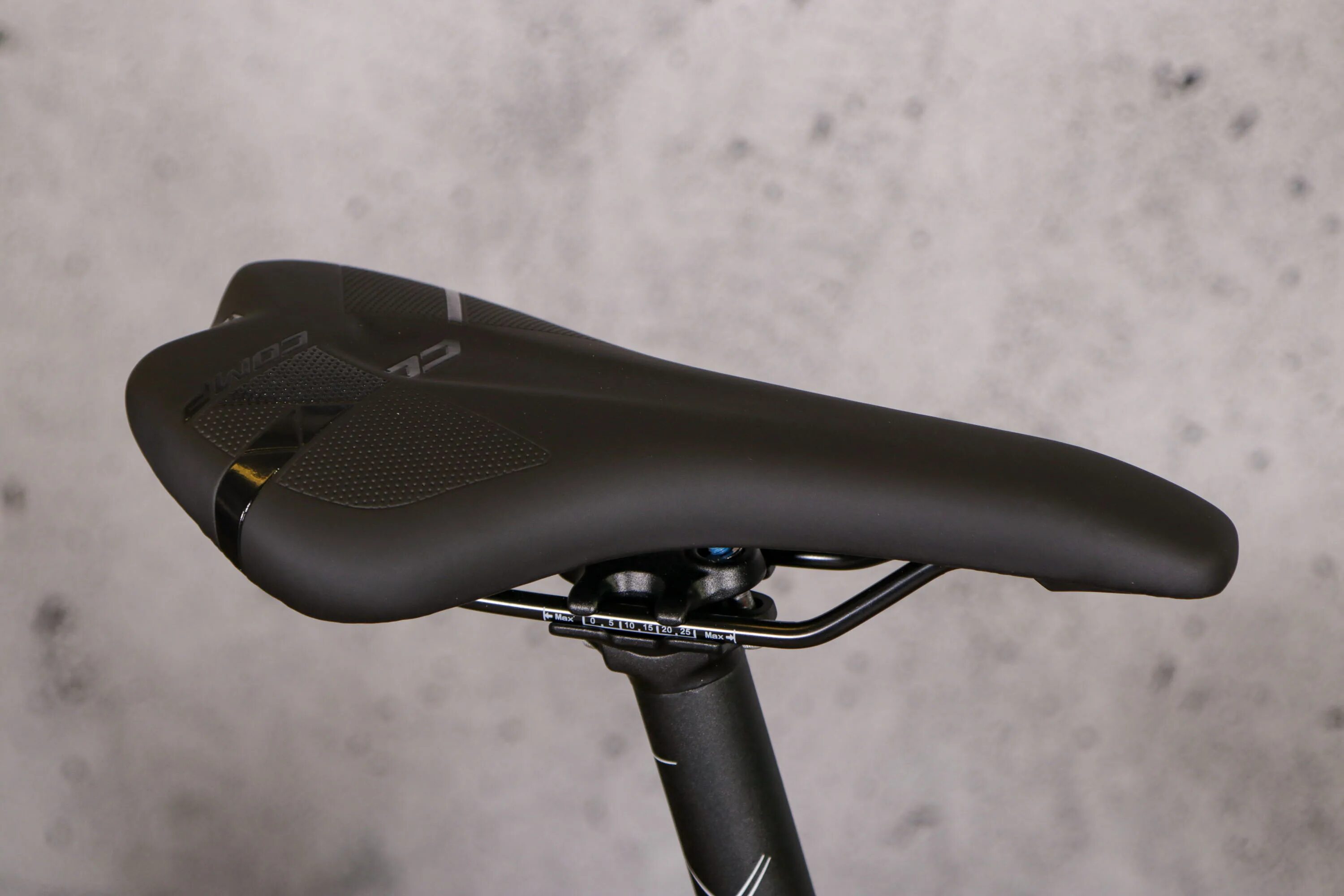 Городской велосипед marin muirwoods. Седло merida comp cc. Велосипед мерида сайлекс. Merida silex 200. Мерида сайлекс 300.