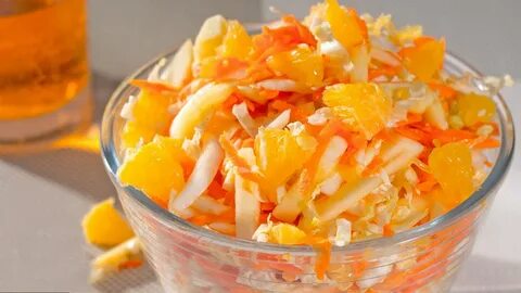 Пекинская капуста яблоко