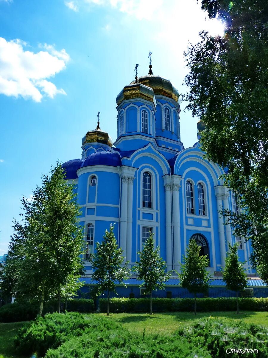 Задонск монастыри фото. Храм тихона задонского в задонске. Задонск монастырь тихона задонского. Задонск монастырь тихона задонского. Липецк монастырь тихона задонского.