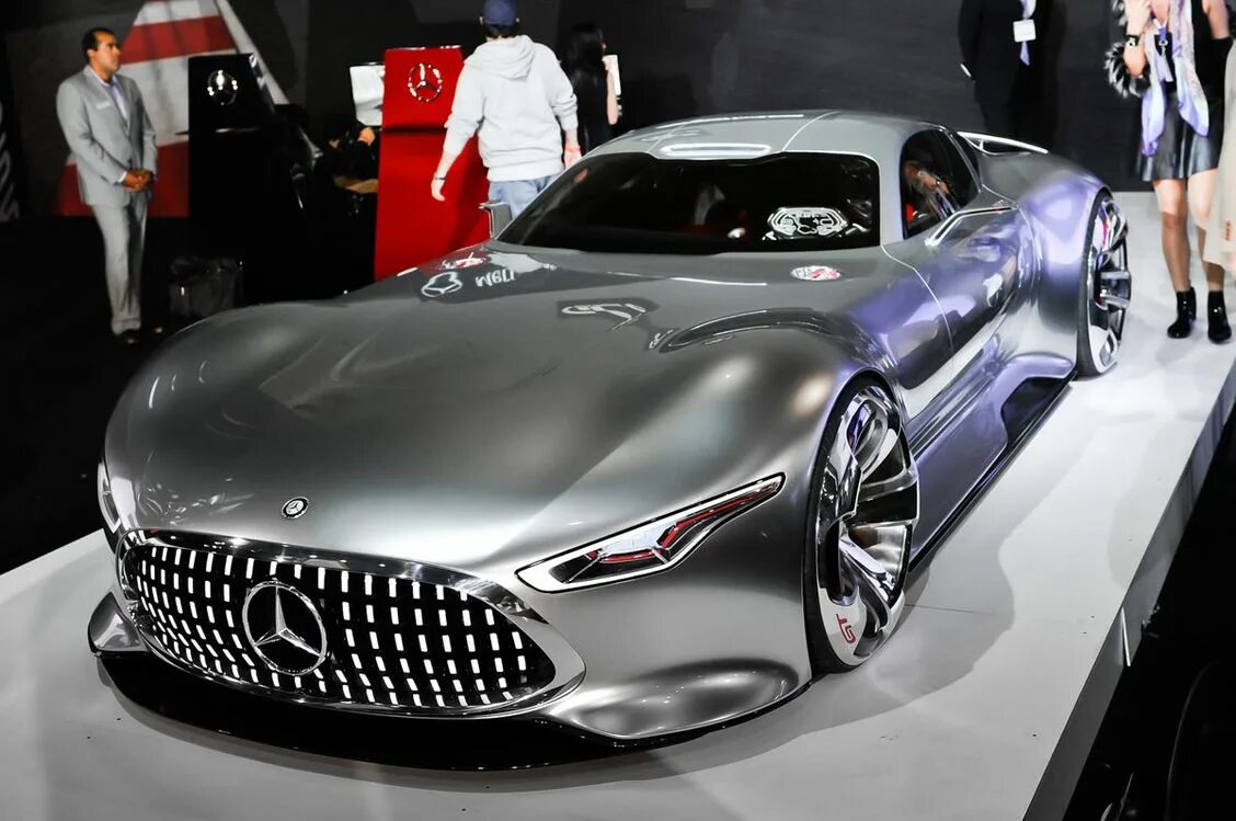 С последней версии самой новой. Мерседес Benz 2020. Mercedes Benz AMG Vision gt. Mercedes Gran Turismo. Мерседес мерин 2020.