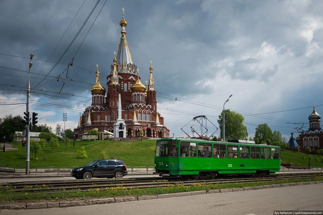 Купить в ижевске сегодня. Город Ижевск. Удмуртия Ижевск. Города Урала Ижевск. Современный Ижевск.