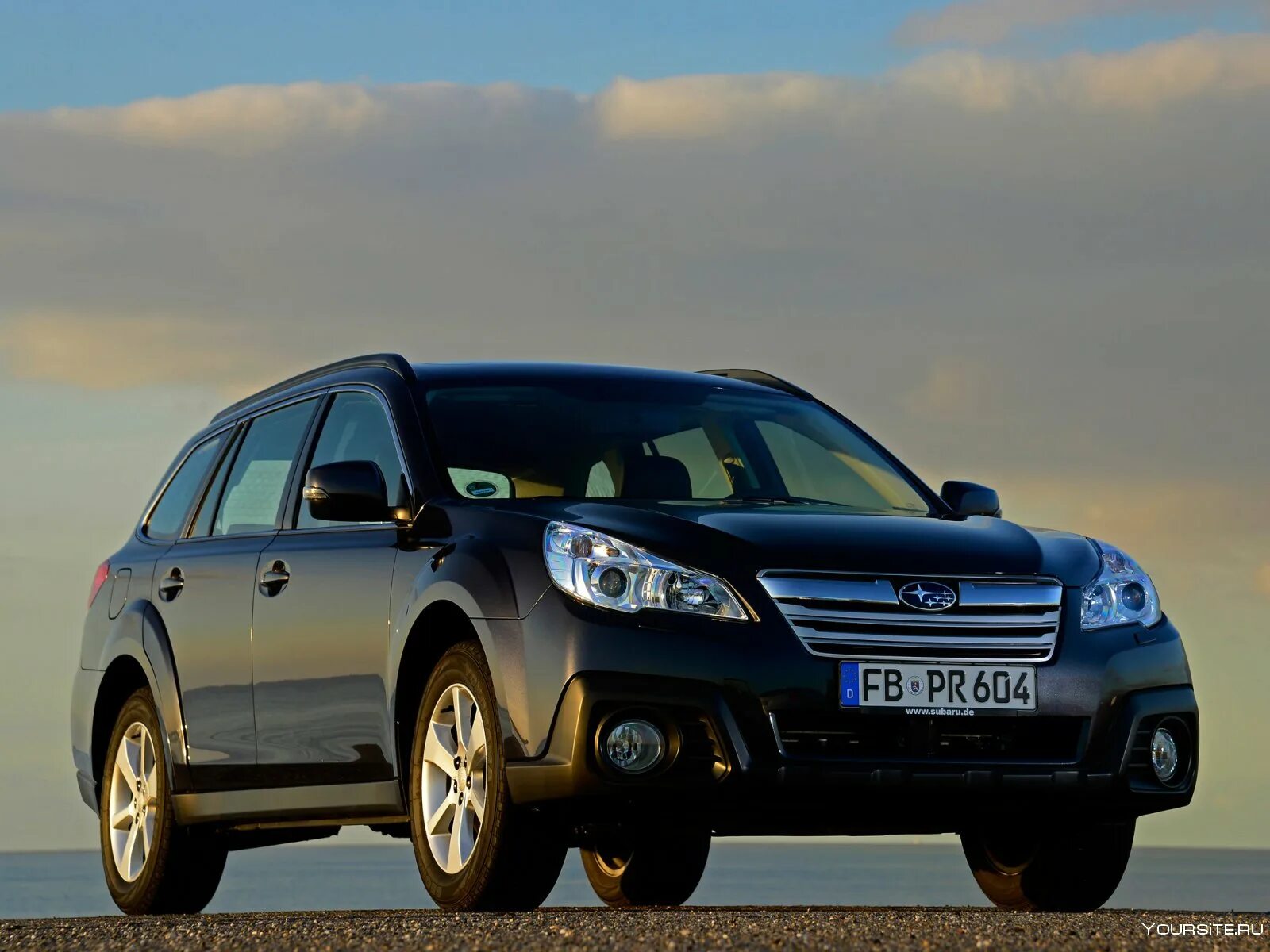 Куплю автомобиль субару. Subaru Outback 2014. Субару Аутбек 2014. Subaru Outback 2012. Субару Аутбек 2013.