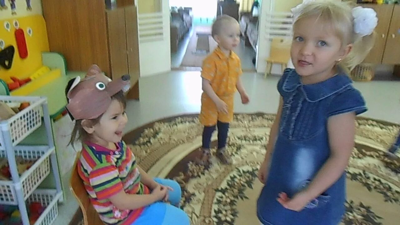 Игра у медведя во бору в младшей группе. У медведя во бору подвижная игра. Игра у медведя во бору. Игра у медведя во бору первая младшая группа. Игра у медведя во бору.