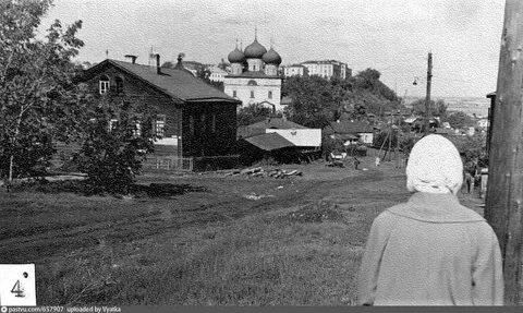 Справа старые