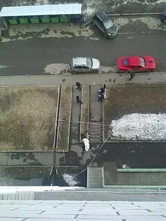 Певец который выбросился из окна