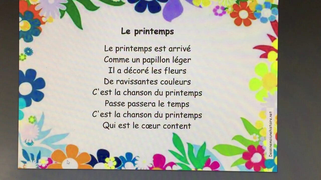 Le printemps стихотворение с произношением. Текст le printemps. Le printemps перевод. Printemps перевод. Je arrive