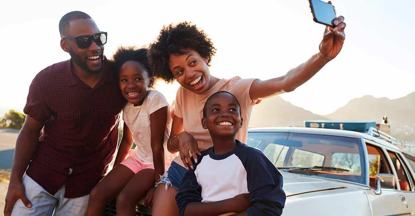 When most people travel. Black Family. Happy Black people Travel. Family Road trip cars. American Family.