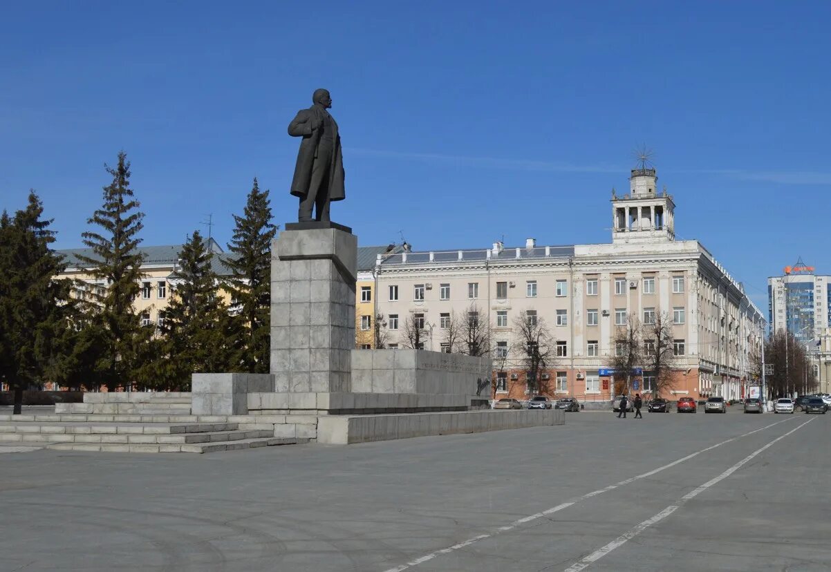 Пл имени. Площадь Ленина Курган. Центральная площадь Курган. Площадь им Ленина Курган. Площадь имени Ленина 1 Курган.