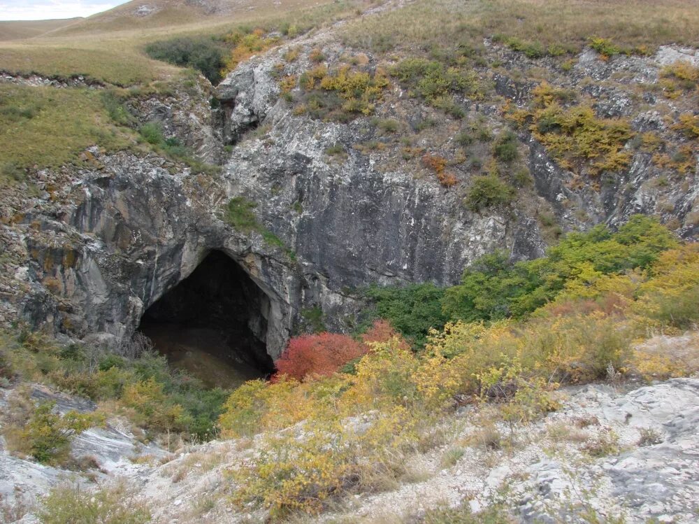 Пещеры Хээтэй Забайкальский край. Пещеры Хээтэй Забайкальский. Пещера Хээтэй в Забайкалье. Пещера Хээтэй Ононский район.