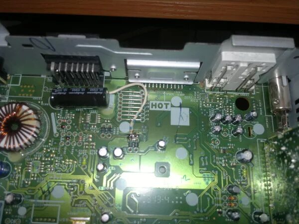 Пионер mvh 1400ub. Почему не включается пионер. Магнитола pioneer mvh 08ub. Магнитола пионер deh 7200sd. Pioneer mvh 08ub плата.