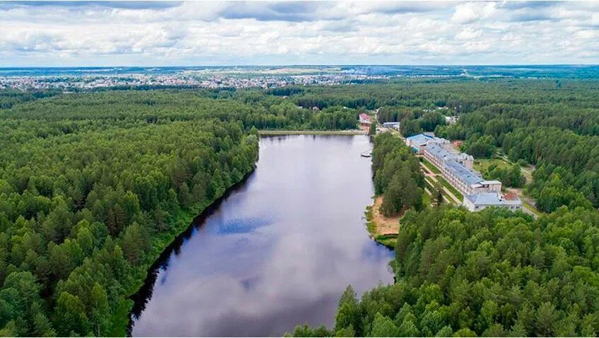 Ува область. Санаторий ува удмуртия. нижнекамск санаторий ува. ува санаторий территория. ува санаторий пруд.
