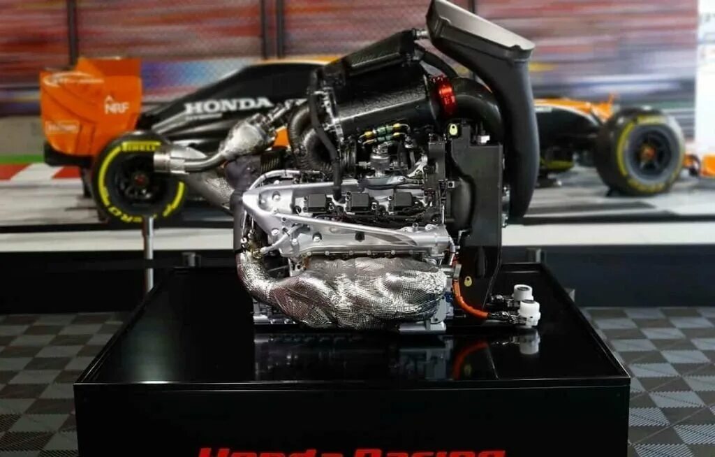 Мотор болида f1. Двигатель Honda f1 2021. Honda f1. Honda engine Formula 1 2021.