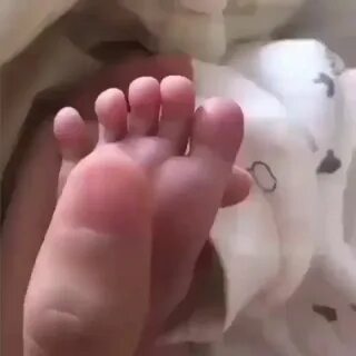 Feet meme
