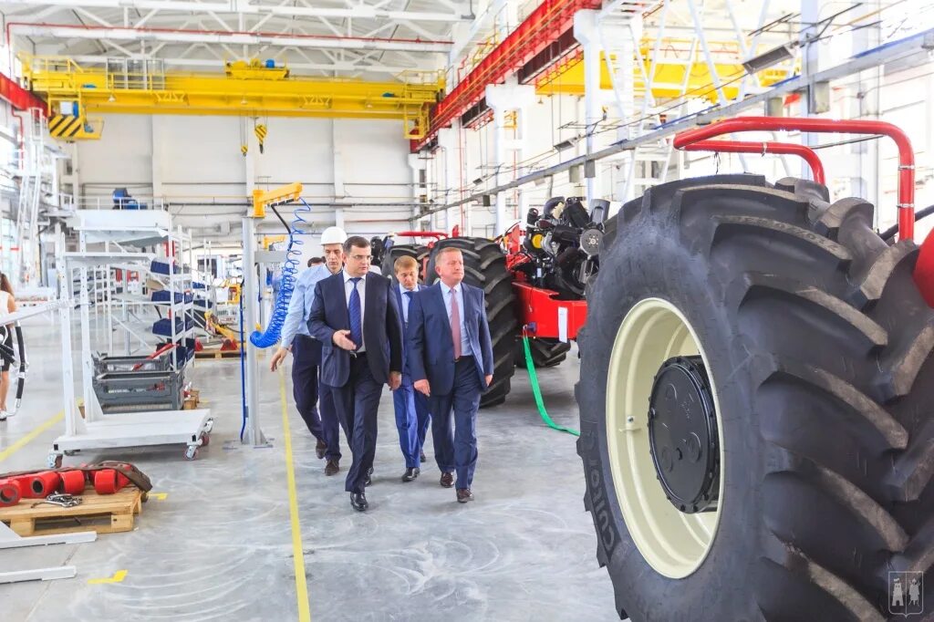 завод ростовской области ростсельмаш. сельскохозяйственный техникум ирк. сельхозтехника директор. тяга лемкен 3028580.